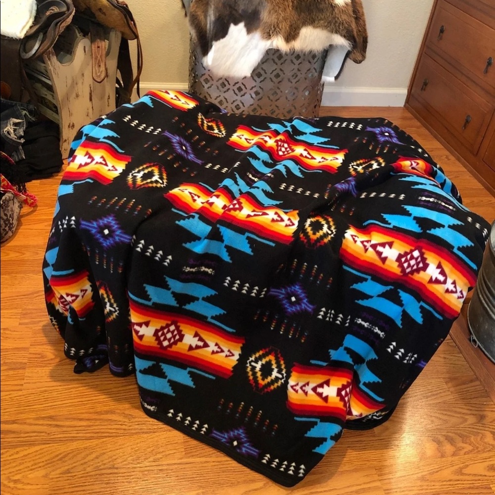 Full/Queen Native American Inspired Blanket